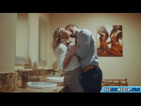 ❤️ 當一個豐滿的金發女郎在公共廁所引誘你時 ❌ 他媽的視頻 在我們這裡 zh-tw.downloadassertion.top
